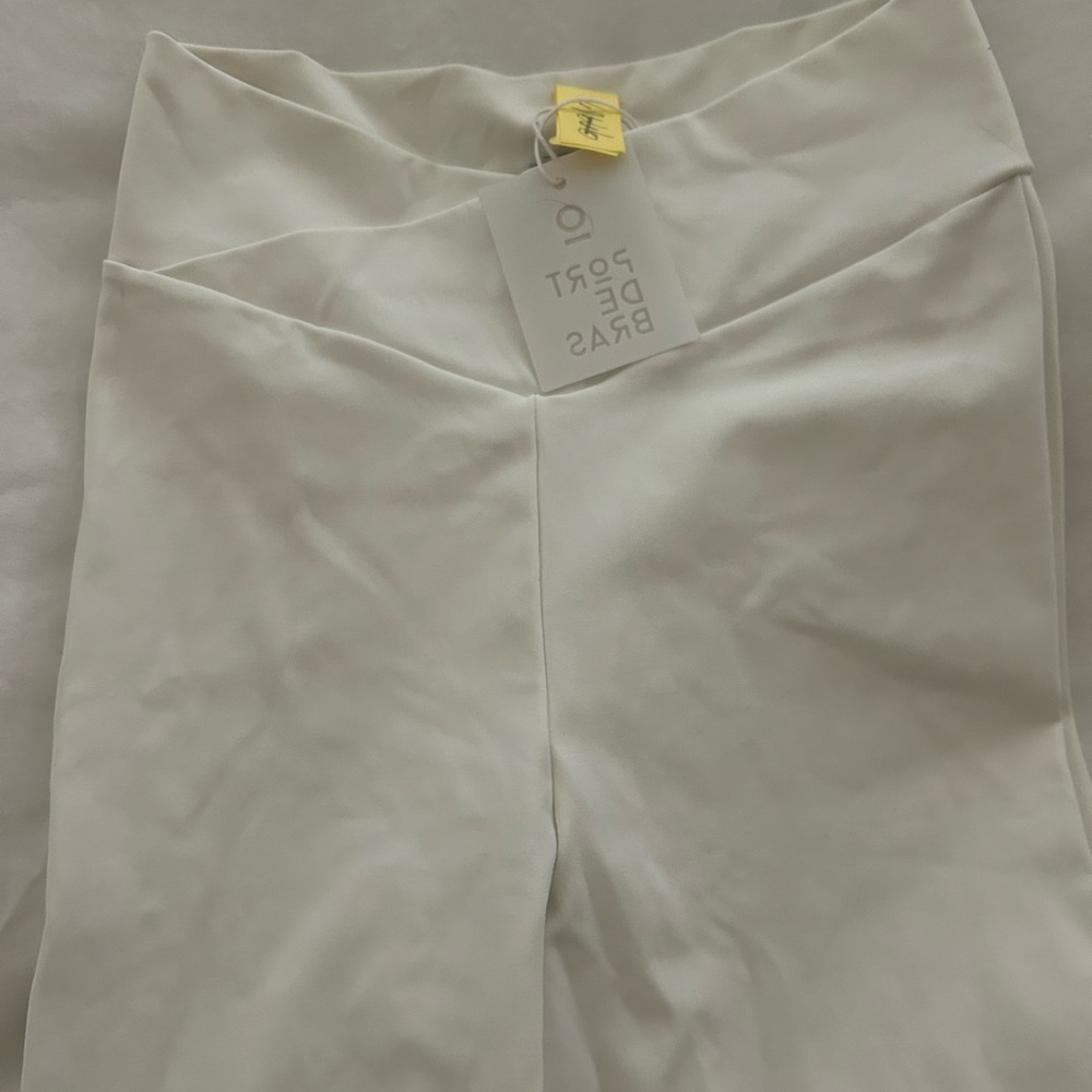 White Cross Cross Legging With Bottom Slits - image 4